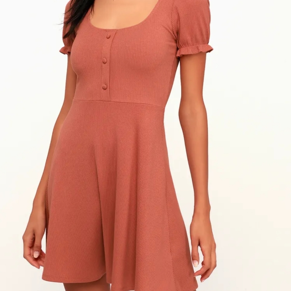 Lulu's Rusty Rose Short Sleeve Ribbed Skater Dress